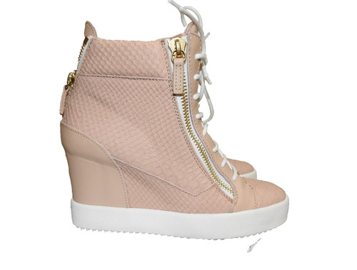 Giuseppe zanotti lorenz - giuseppe,